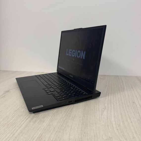 Игровой ноутбук Lenovo Legion 5 15ARH05 / 15.6" (1920x1080) IPS / AMD Ryzen 5 4600H (6 (12) ядер по 3.0 - 4.0 GHz) / 8 GB DDR4 / 512 GB SSD / nVidia GeForce GTX 1650, 4GB GDDR6, 128-bit / WebCam б/у | Зображення 4