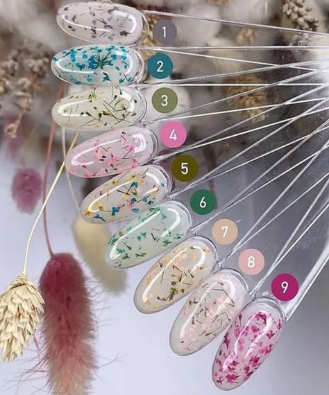 Гель з сухоцвітами SAGA Flower Gel №02 5мл | Зображення 7