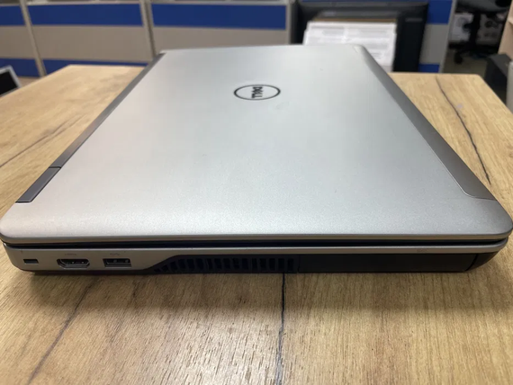 Ноутбук Dell Latitude E6540 15.6 HD intel core i5 4310M/4gb/320gb | Зображення 2