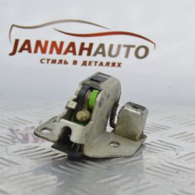 Замок дверей задніх лівих Mercedes Sprinter W906 Мерседес Спрінтер A9067401235