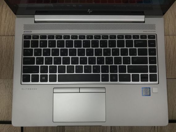Ультрабук Б-клас HP EliteBook 840 G5 / 14" (1920x1080) IPS Touch / Intel Core i7-8650U (4 (8) ядра по 1.9 - 4.2 GHz) / 8 GB DDR4 / 256 GB SSD M.2 / Intel UHD Graphics 620 / WebCam / HDMI б/в | Зображення 3