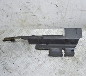 Дефлектор радіатора правий Renault Laguna III 2007-2015 Повітропровід правий Рено Лагуна 3 214940017R 214940003R