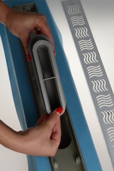 Душовий канал з горизонтальним фланцем Maxiflow Standart Line 60 см решітка "Хвиля" 4022.TY050K.060.1 | Зображення 1