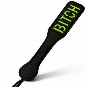 Паддл DS Fetish с люминесцентной надписью «Bitch», черный Sex Aura