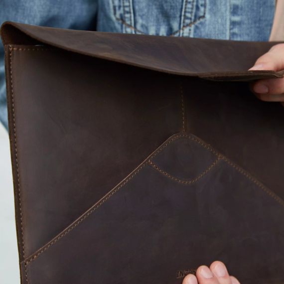 Чохол для ноутбука вінтажний Incarne Message MacBook Air 13" 2018-2025 message-brown-vintage-air-13 коричневий | Зображення 5