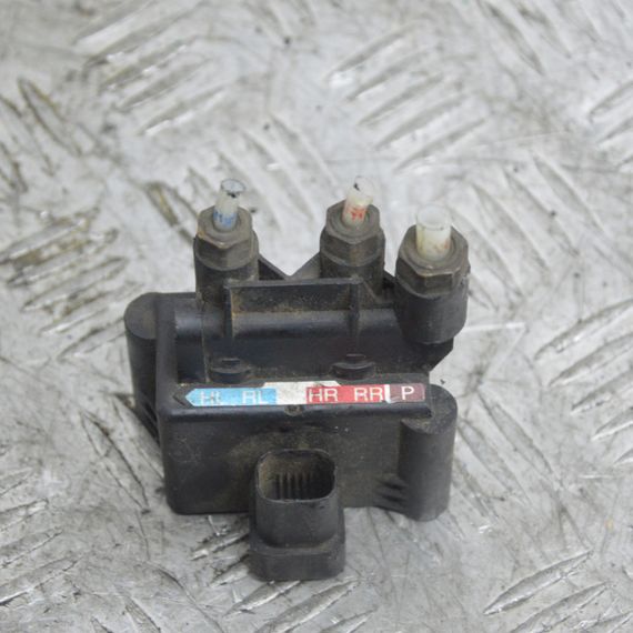 Блок клапанів пневмопідвіски Mercedes S213 W251 2005-2023 Модуль клапанів пневмопідвіски Мерседес A2513200158 | Зображення 1