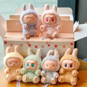 Мягкая игрушка Labubu «Монстры», трендовая плюшевая игрушка сидячая Лабубу 15 см