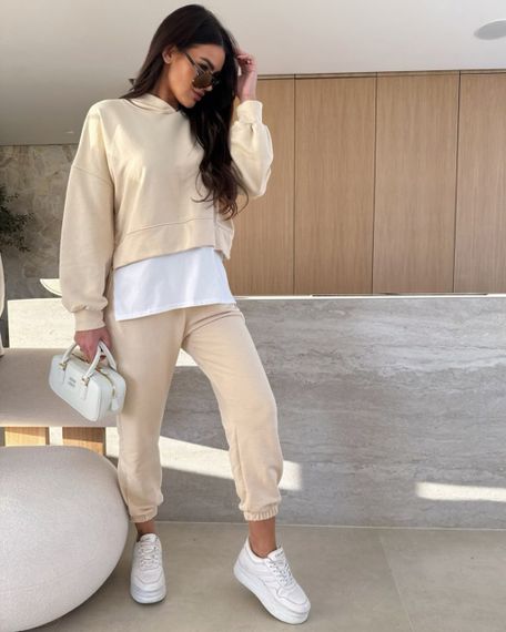 Женский спортивный прогулочный костюм штаны и худи с эффектом футболки, LI2046 цвет бежевый, размер 50/52