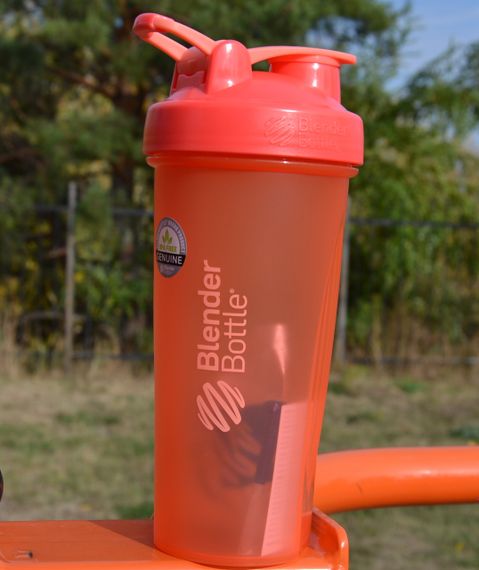 Спортивний шейкер BlenderBottle Classic Loop 28oz/820ml Coral | Зображення 5
