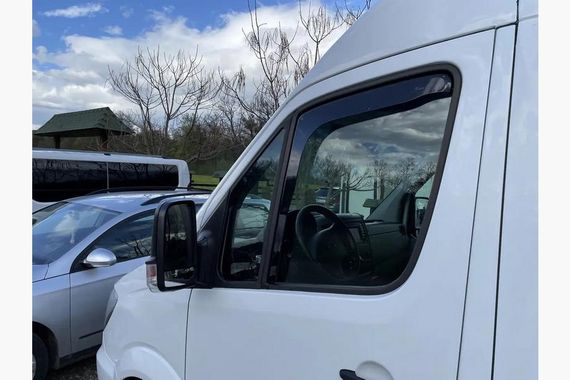 Вітровики вставні (2 шт., HEKO) для Volkswagen Crafter 2006-2016 рр | Зображення 2