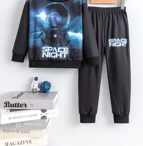 Дитячий спортивний костюм "Space Night" 🌌 на 5-6 років – стильний комплект з космічним принтом 🚀