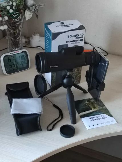 Монокуляр Bossdun 10-30x50 Zoom HD кемпинг мощный Largo Alcance со штативом телефонный клип для наблюдения