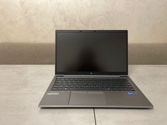 Ультрабук HP ZBook Firefly 14 G8 / 14" (1920x1080) IPS / Intel Core i7-1185G7 (4 (8) ядра по 1.2 - 4.8 GHz) / 16 GB DDR4 / 256 GB SSD M.2 / Intel Iris Xe Graphics / Fingerprint / WebCam б/у | Зображення 2
