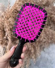 Гребінець для волосся "Super Brush". Малиновий з чорною ручкою, у пакеті