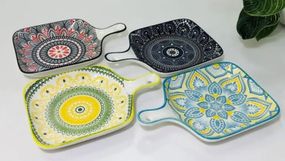 Тарілка глибока з ручкою Olens Тригір'я 102-618 450 мл