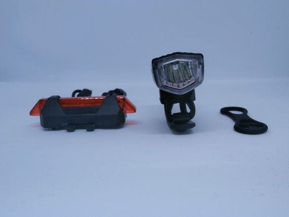 Велосипедний ліхтар з габаритами AQY-0108A-XPE + STOP-5LED, micro USB, вбудований акумулятор DC-2218 | Зображення 7