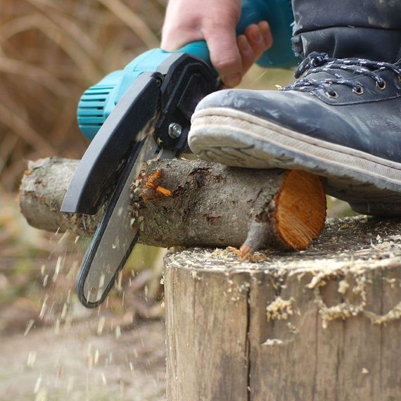 Акумуляторна ланцюгова пила в кейсі + 2 акумулятори 48В / Ручна міні пила для саду / Бездротова електропила | Зображення 1
