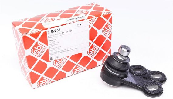 Опора кульова передня знизу R Audi 80 90 -91 02058