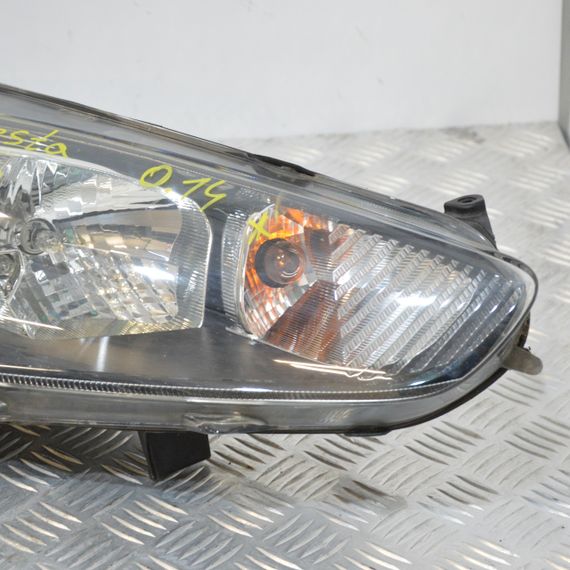 Фара права Ford Fiesta VI 2013-2017 рестайлінг Фара передня права Форд Фієста 6 C1BB13W029AE | Зображення 2