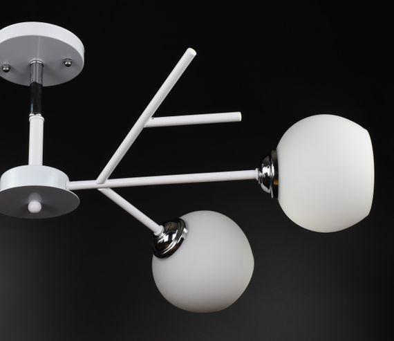 Люстра стельова на 4 лампочки 27077 Білий 34х35х75 см. | Зображення 3