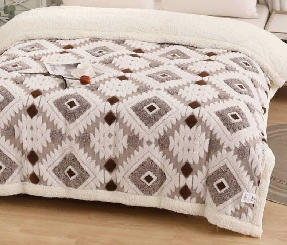 Плед-покрывало двухсторонний евро на молнии Mallory Home 22079 200х230 см коричневый