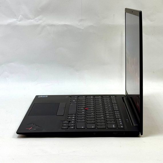 Ультрабук Б-класс Lenovo ThinkPad X1 Carbon Gen 9 / 14" (1920x1200) IPS / Intel Core i5-1145G7 (4 (8) ядра по 4.4 GHz) / 16 GB DDR4 / 256 GB SSD / Intel Iris Xe Graphics / WebCam / Windows 11 Pro б/у | Зображення 5
