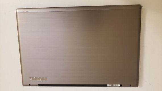Ноутбук Б-клас Toshiba Tecra Z50-C / 15.6" (1920x1080) IPS / Intel Core i7-6600U (2 (4) ядра по 2.6 - 3.4 GHz) / 16 GB DDR4 / 512 GB SSD / nVidia GeForce GT 930M, 2 GB GDDR3, 64-bit / WebCam б/в | Зображення 6
