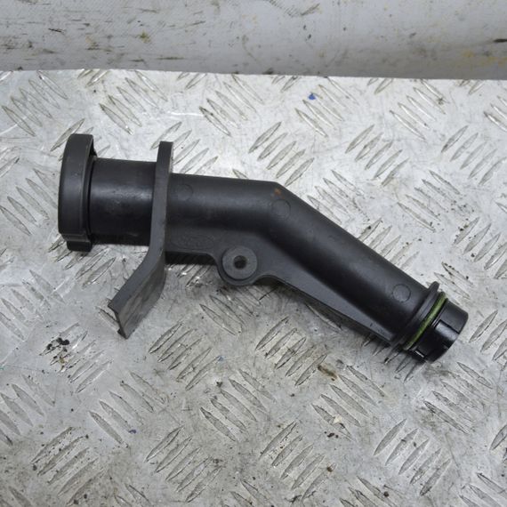 Маслозаливна горловина Ford Transit 2.0 TDDI 2000-2006 Горловина для залива масла Форд транзіт ICIQ6763AD