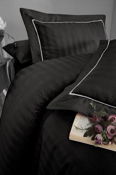 Комплект постільної білизни First Choice Deluxe Satin DARK 160х220 см сімейний Novel Line Black | Зображення 1