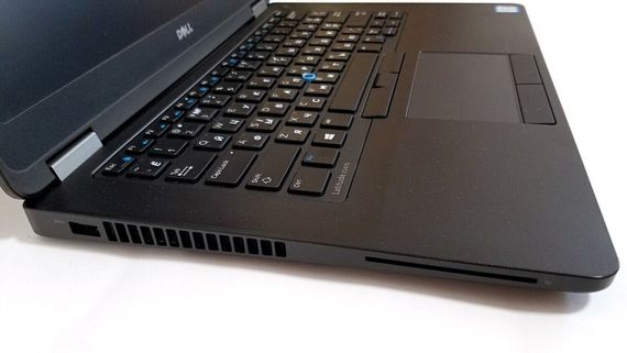 Ультрабук Б-клас Dell Latitude E5470 / 14" (1920x1080) TN / Intel Core i5-6440HQ (4 ядра по 2.6 - 3.5 GHz) / 16 GB DDR4 / 256 GB SSD M.2 / Intel HD Graphics 530 / WebCam / Win 10 Pro б/в | Зображення 2