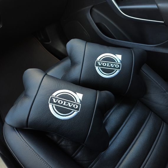 Набір шкіряних подушок Volvo + брелок у подарунок, Автоподушки Volvo з вишивкою | Зображення 6