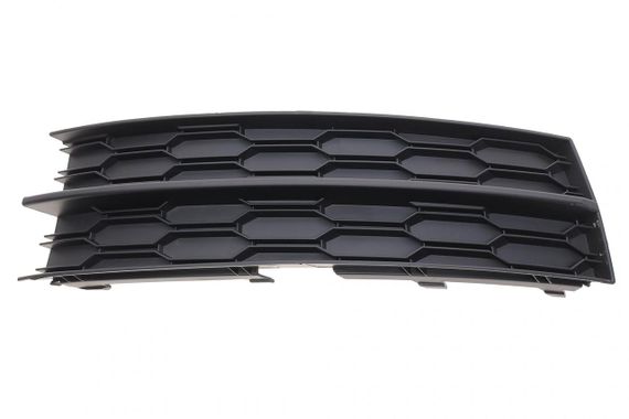 Вставка бампера без протитуманки Skoda Octavia 18- L  88071847602