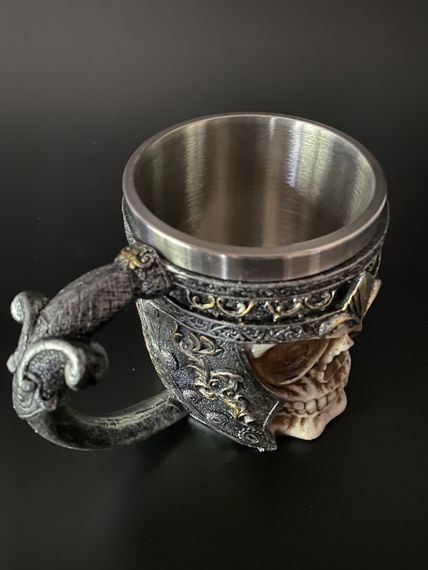 Кружка Череп у Шоломі — 3D келих із епоксидної смоли та нержавіючої сталі 400мл. | Зображення 4