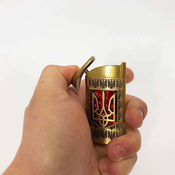 Турбо зажигалка Герб Украины на КРАСНОМ фоне, зажигалка с турбонаддувом, зажигалка подарочная сувенирная | Зображення 2