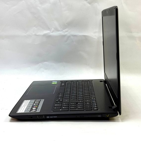 Ноутбук Acer Aspire E5-575G / 15.6" (1366x768) TN / Intel Core i3-6006U (2 (4) ядра по 2.0 GHz) / 8 GB DDR4 / 128 GB SSD + 1000 GB HDD / nVidia GeForce 940MX, 1 GB GDDR5, 64-bit / WebCam / Windows 10 Pro б/в | Зображення 5