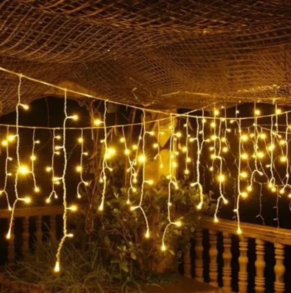 Різнокольоровий Новорічна святкова гірлянда бахрома 120 Led прозорий провід 3х0.5 м | Зображення 4