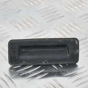 Ручка открытия крышки багажника Skoda Fabia Octavia Rapid 2006-2022 Кнопка открытия багажника Шкода Фабия Октавия Рапид 5E0827566