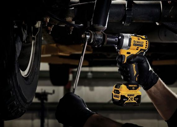 Гайкокрут ударний акумуляторний DeWalt з АКБ та ЗП DCF901P2 | Зображення 4