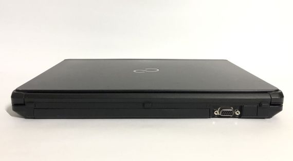 Ноутбук Б-класс Fujitsu LifeBook S751 / 14" (1366x768) TN / Intel Core i5-2520M (2 (4) ядра по 2.5 - 3.2 GHz) / 4 GB DDR3 / 320 GB HDD / Intel HD Graphics 3000 / WebCam / DVD-ROM б/у | Зображення 2