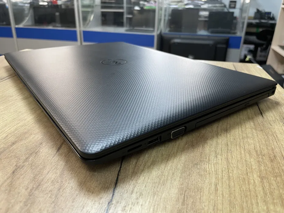 Ноутбук Dell Vosto 3590 15.6 FHD core i7 10510U/8Gb/256SSD/AMD Radeon 610 | Зображення 3