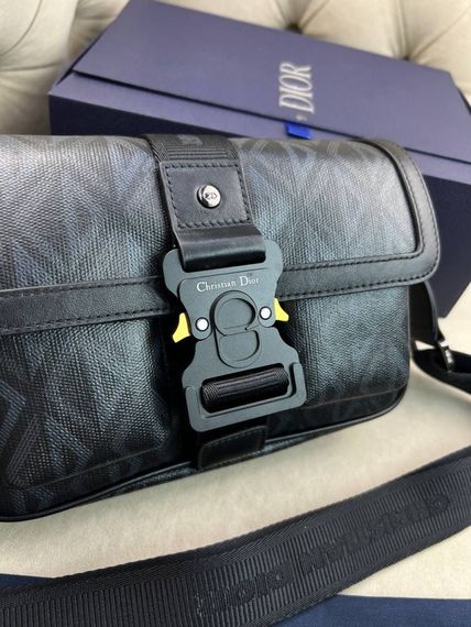 Месенджер сiрий Dior Hit The Road c851 | Зображення 1