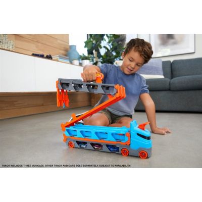 Игровой набор Hot Wheels Грузовик-транспортер &quot;Супергонки&quot; (GVG37) | Зображення 6