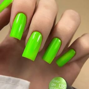 Гель-лак Valeri 135 "Кислотный лайм" 6мл