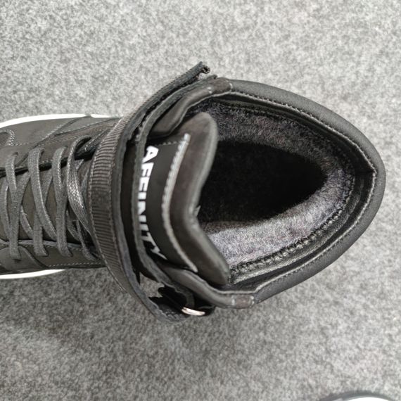 Кеди зимові з нубуку. Черевики на білій підошві 41 42 45 розмір | Зображення 2