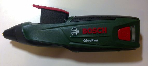 Пистолет клеевой Bosch GluePen аккумуляторный, 3.6 В*1.5 Ач, O стержня 7 мм, 0.14 кг (0.603.2A2.020) | Зображення 7