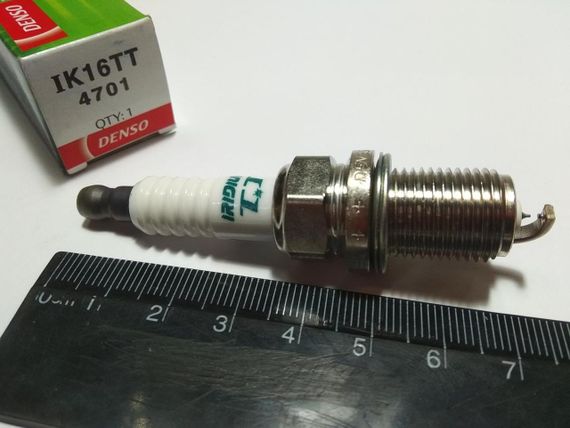 Свічка запалювання DENSO IRIDIUM TT IK16TT/4701 Amulet/Hyundai ОДНА ШТУК | Зображення 1