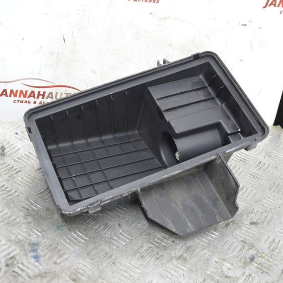 Корпус повітряного фільтра 2.2 Mazda 6 GH 2007-2012 Корпус повітряного фільтра Мазда 6 R2AA | Зображення 1