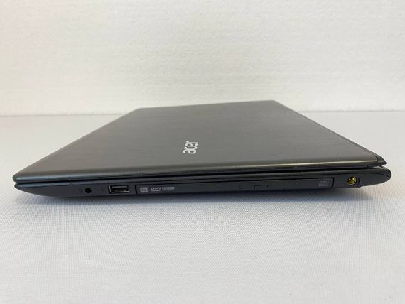 Ноутбук Acer Aspire E 15 E5-575G-587V / 15.6" (1366x768) TN / Intel Core i5-7200U (2 (4) ядра по 2.5 - 3.1 GHz) / 8 GB DDR4 / 250 GB SSD / nVidia GeForce 940MX, 2 GB GDDR5, 64-bit / WebCam / DVD-RW б/у | Зображення 4