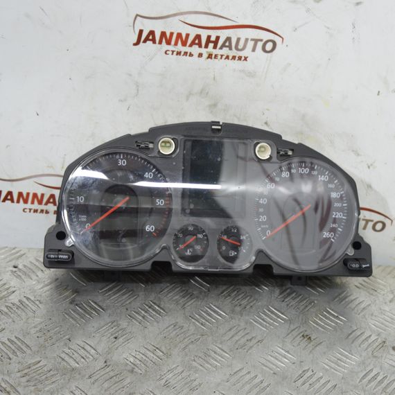 Приладова панель Volkswagen Passat B6 2005-2010 Щиток приладів спідометр Фольксваген Пассат б6 A2C53117394