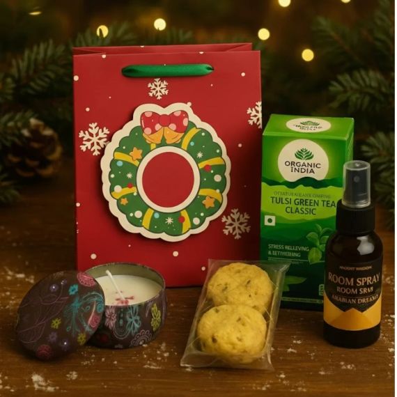 Подарунковий набір  Травʼяний чай 1 шт. + Десерт Соан кейк 1 уп. + Міні аромасвічка 1 шт. + Спрей для приміщень №2 ZEN Gifts